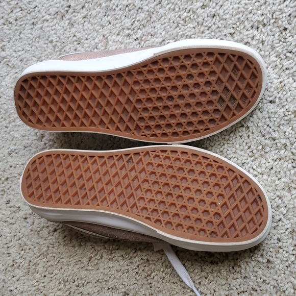 Vans Tan Old Skool Low Top Sneakers Men's 5 /Women's 8.5 - Picture 5 of 7